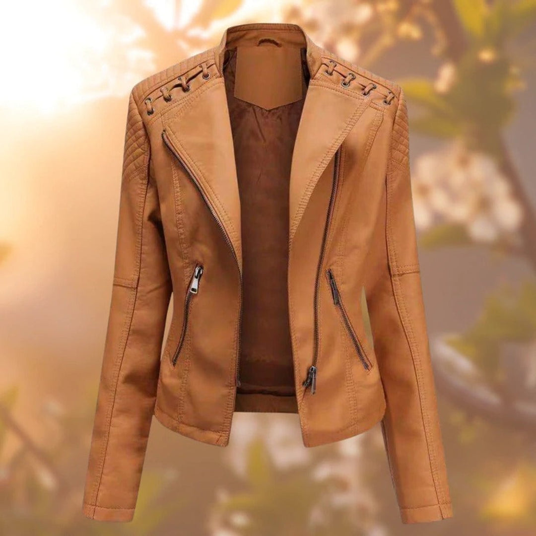 Adriana | Casaco de Couro Sintético Mulher Biker com Detalhes nos Ombros
