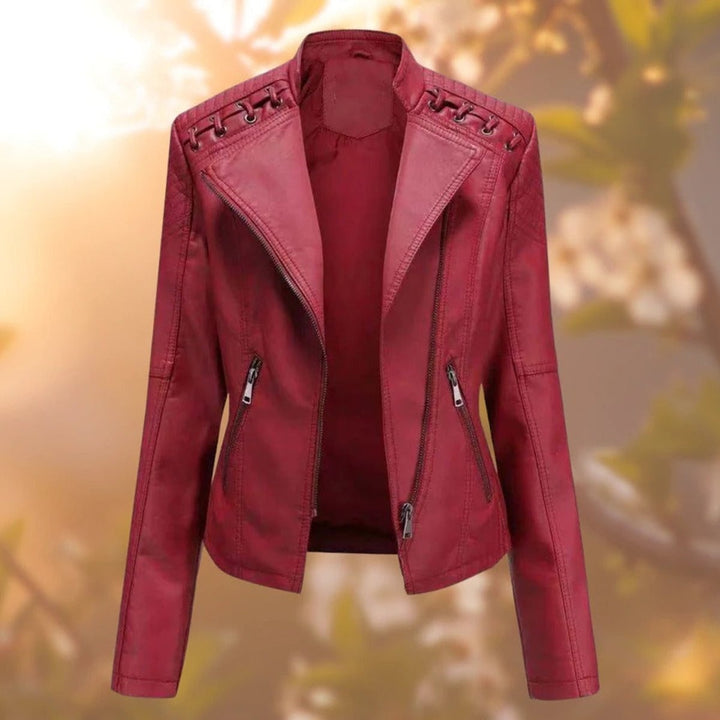 Adriana | Casaco de Couro Sintético Mulher Biker com Detalhes nos Ombros