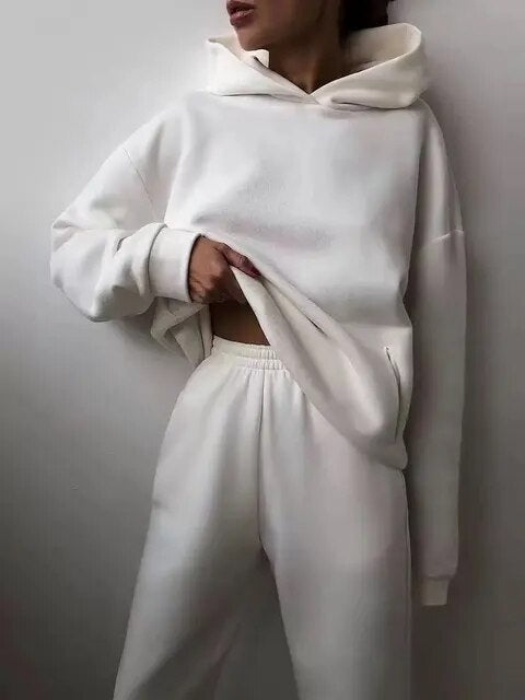 Adriana | Conjunto Hoodie e Calças de Treino Mulher Oversize