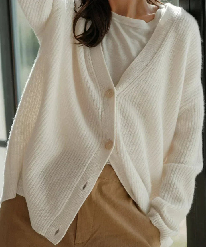 Alexandr | Casaco de Malha Oversized Mulher Decote V Botões