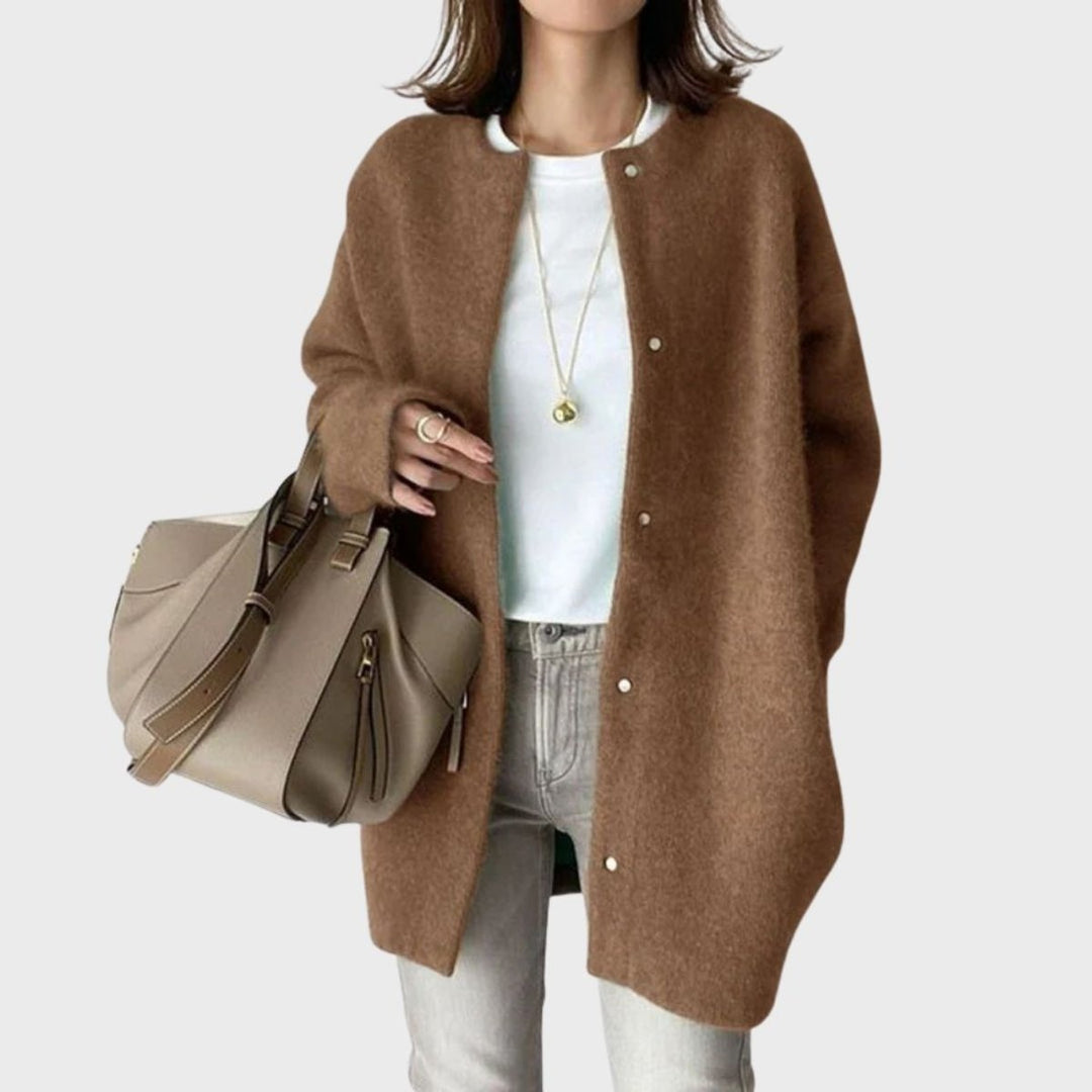 Carla | Casaco de Malha Oversized Mulher Botões de Pressão