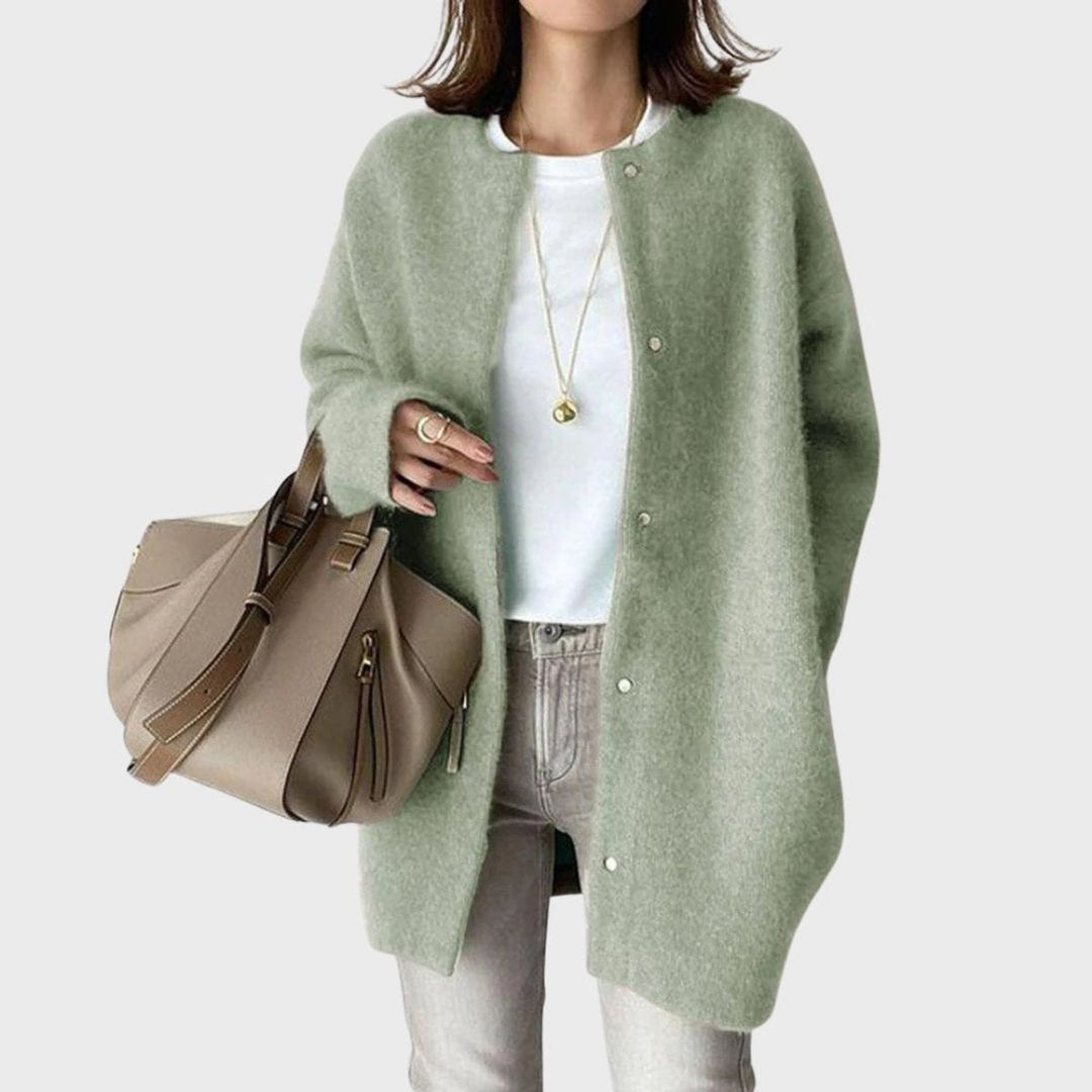Carla | Casaco de Malha Oversized Mulher Botões de Pressão