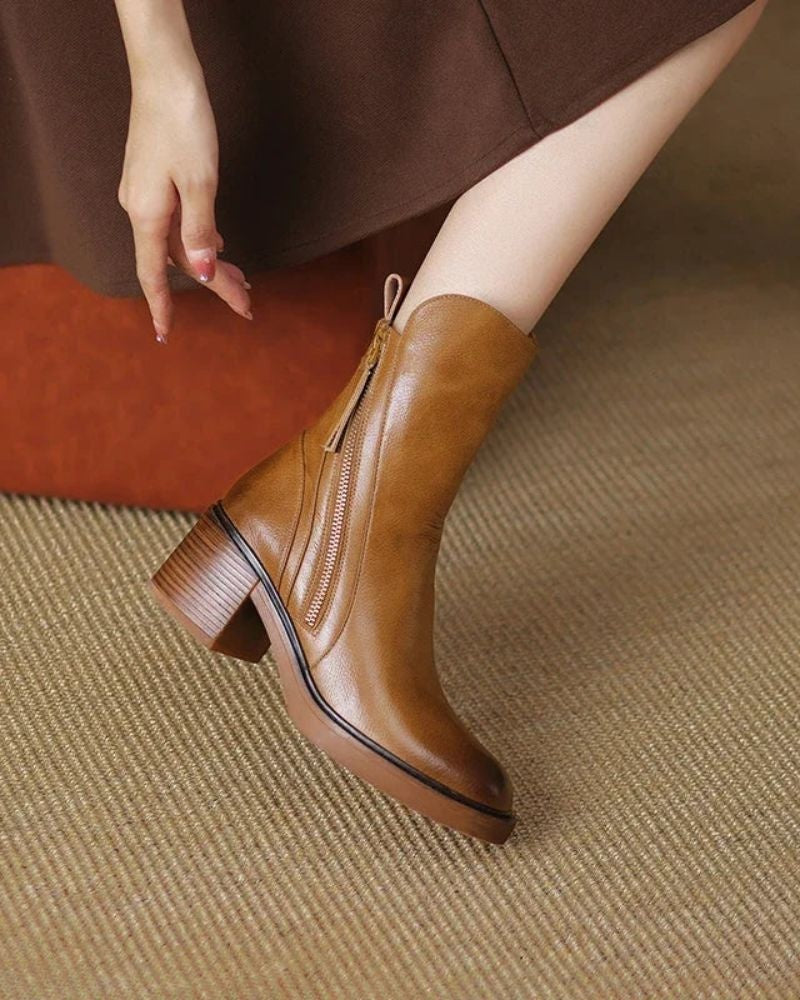 Carla | Chelsea Boots Mulher de Couro Salto Bloco
