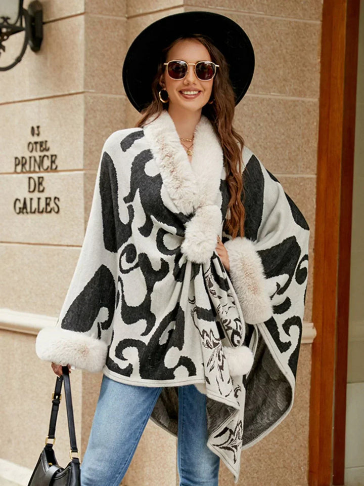 Carminho | Poncho Mulher Estampado Gola Pelo