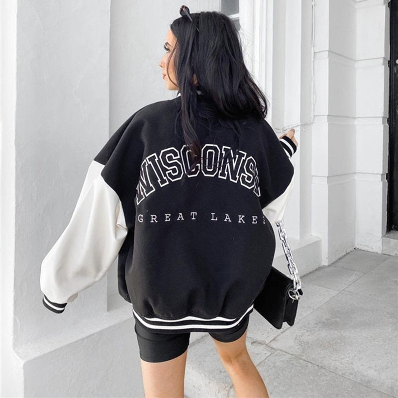 Carolina | Varsity Jacket Mulher Bomber Oversize com Bordado