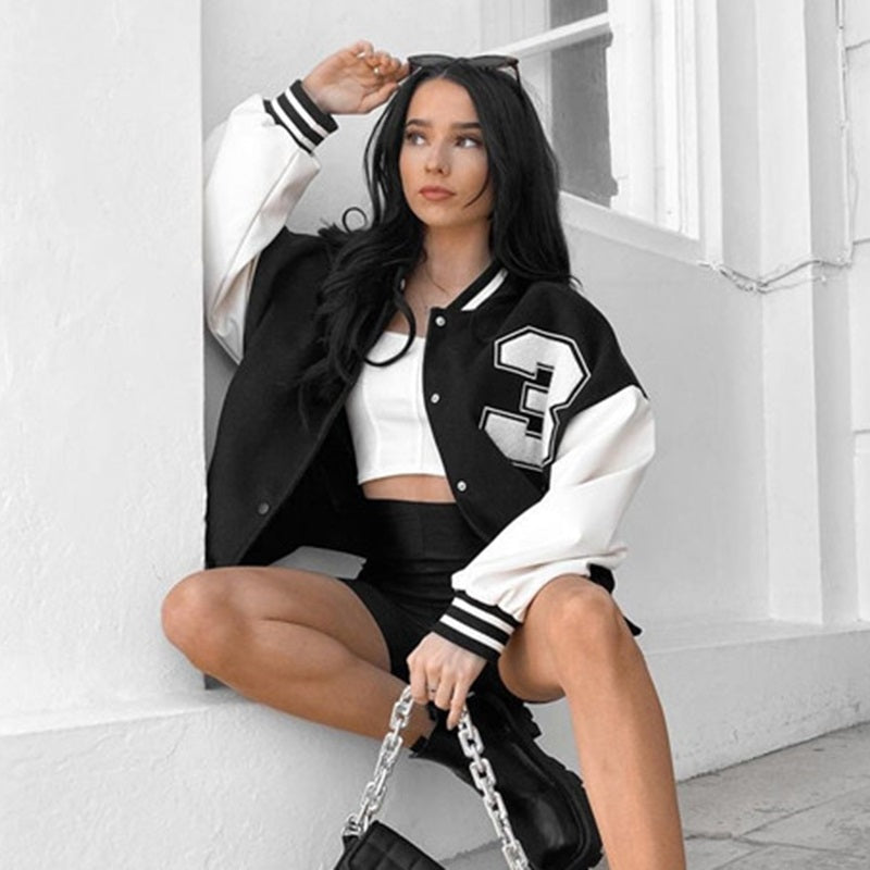 Carolina | Varsity Jacket Mulher Bomber Oversize com Bordado