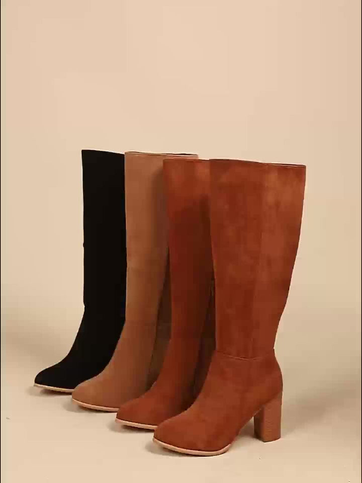Catarina | Botas Chelsea de Camurça Mulher Cano Alto Salto Bloco