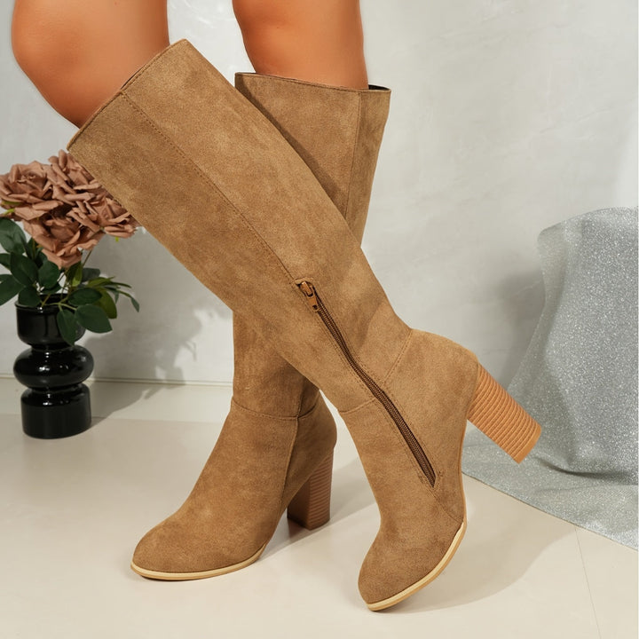 Catarina | Botas Chelsea de Camurça Mulher Cano Alto Salto Bloco