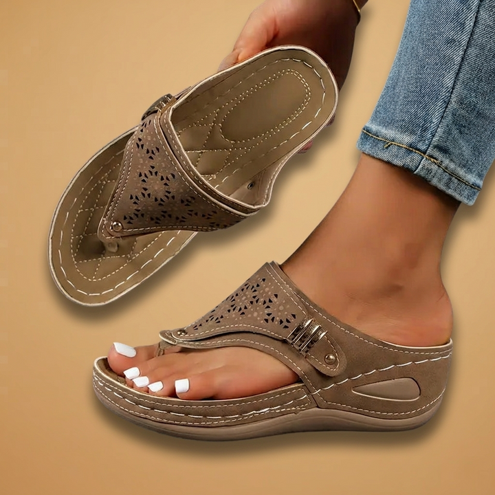 Catarina | Chinelos Ortopédicos Cunha Mulher Slip-On
