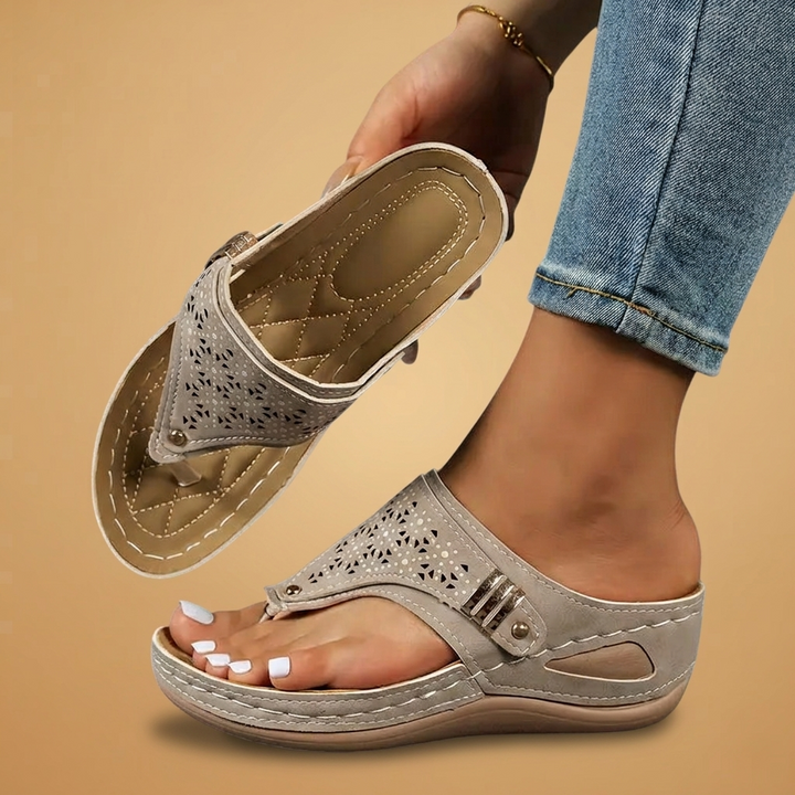 Catarina | Chinelos Ortopédicos Cunha Mulher Slip-On