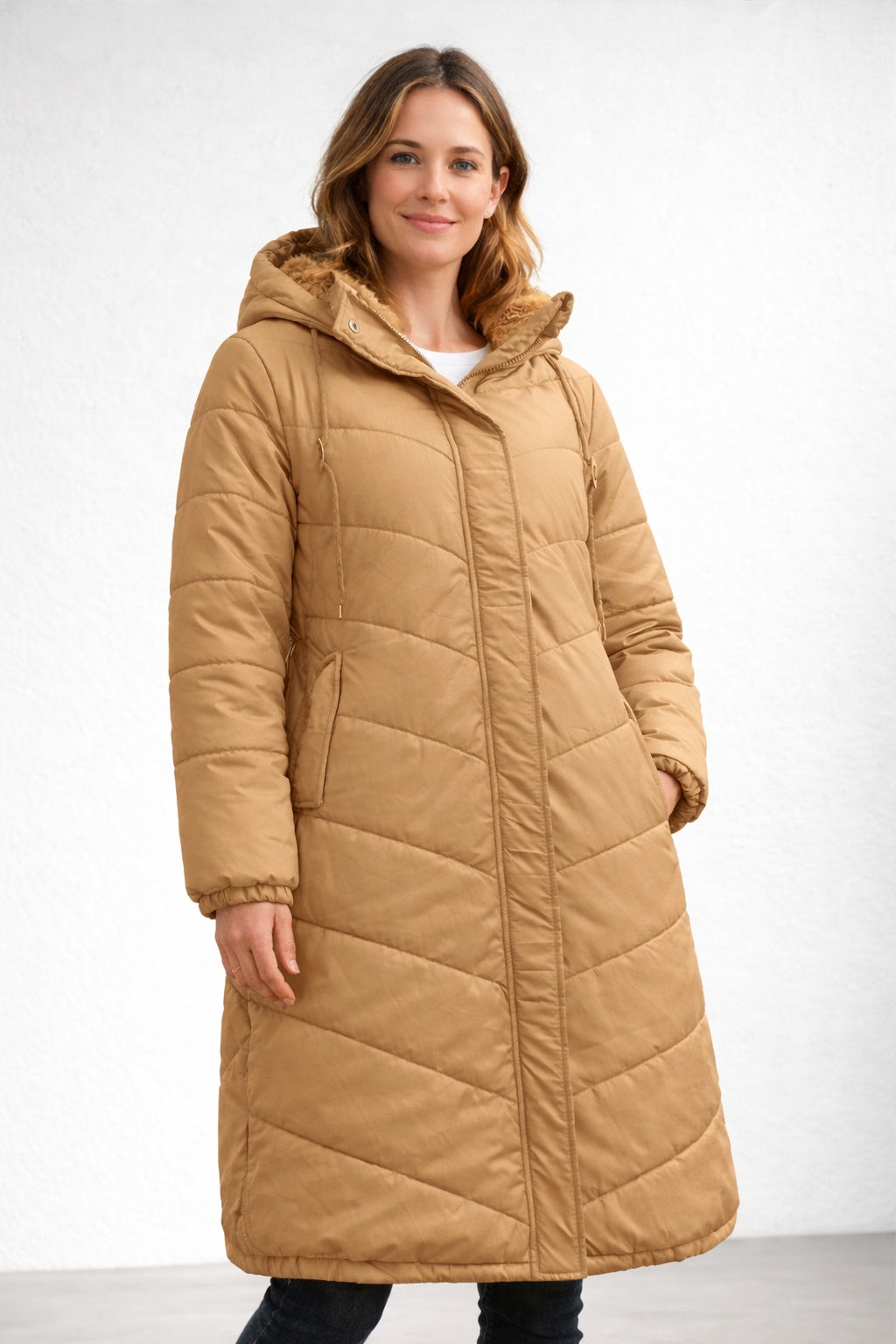 Diana | Casaco Acolchoado Comprido Mulher com Capuz Forro Fleece