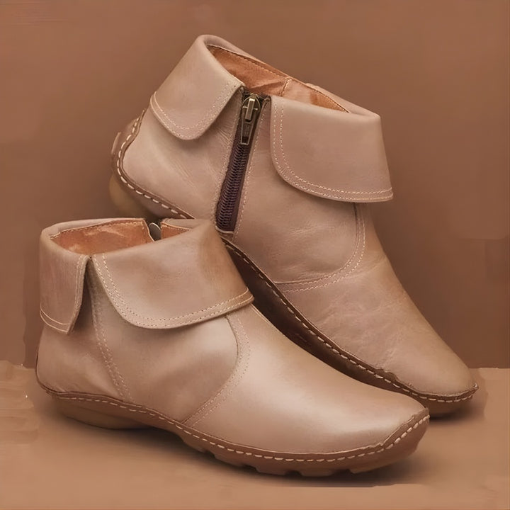 Fernanda | Botins de Pele Mulher Fecho Lateral Sola Plana