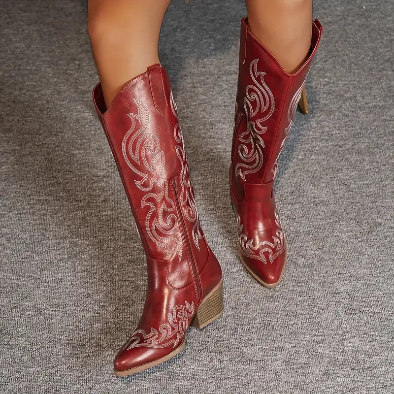 Joana | Cowboy Boots Bordadas Mulher Cano Alto Salto Bloco