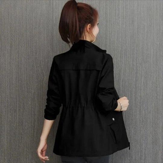Joana | Trench Coat Impermeável Leve Mulher Cintura Ajustável