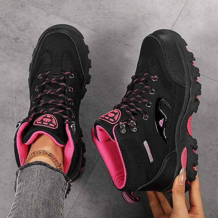Lara | Botas de Caminhada Impermeáveis Mulher Cano Alto com Atacadores