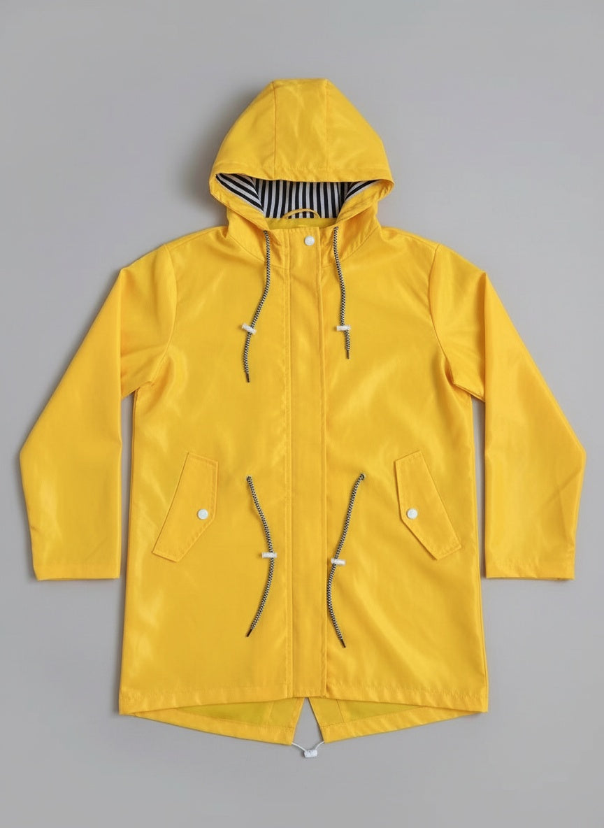 Laura | Capa de Chuva Impermeável Mulher com Capuz Cintura Ajustável
