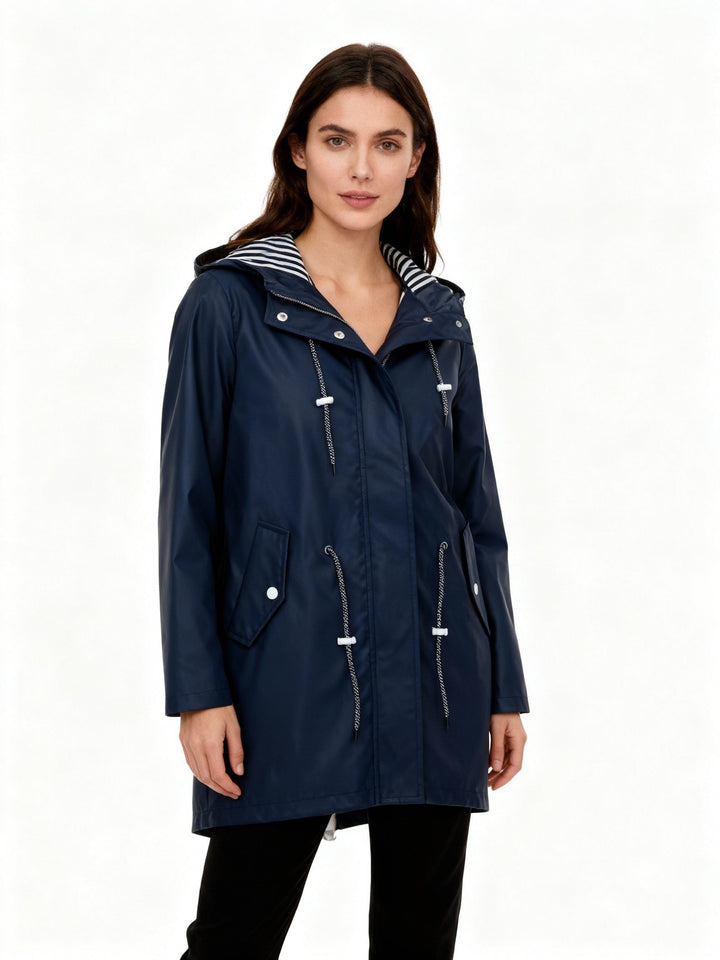 Laura | Capa de Chuva Impermeável Mulher com Capuz Cintura Ajustável