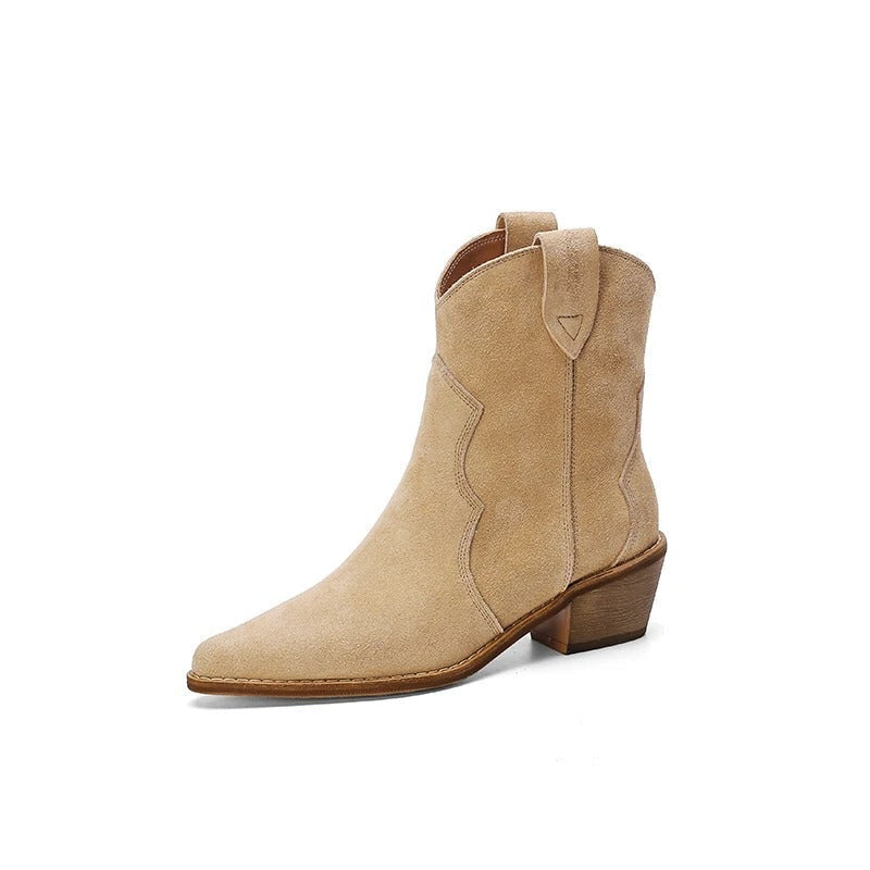 Lúcia | Botins Cowboy de Camurça Mulher Bico Fino Salto Bloco