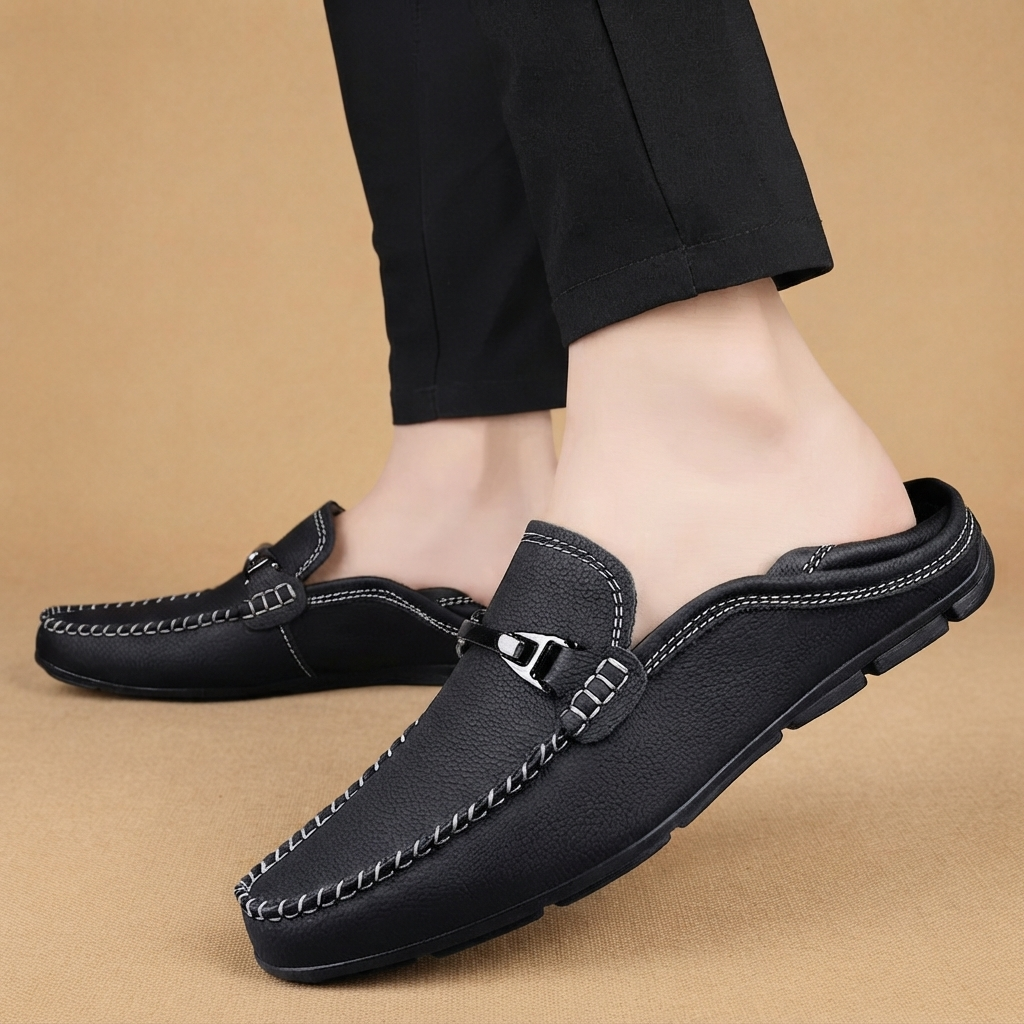 Mocassins de Couro Homem com Detalhe em Metal