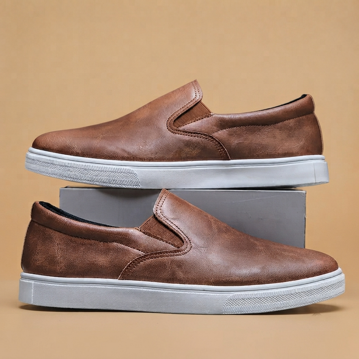 Mocassins de Couro Homem Slip-On Sola Plana