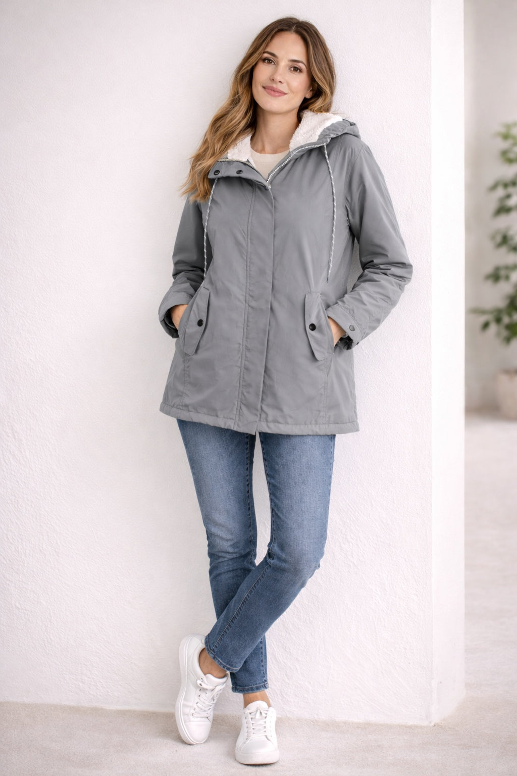 Mónica | Parka com Capuz e Forro Mulher Impermeável