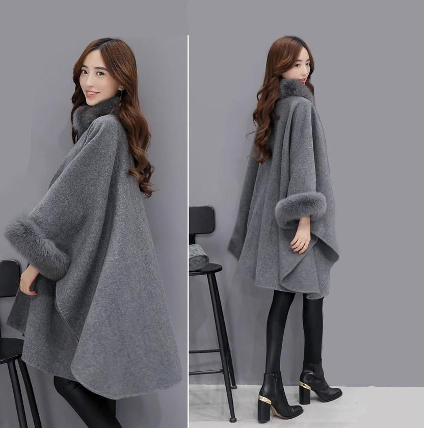 Núria | Poncho Mulher de Cashmere com Pelo
