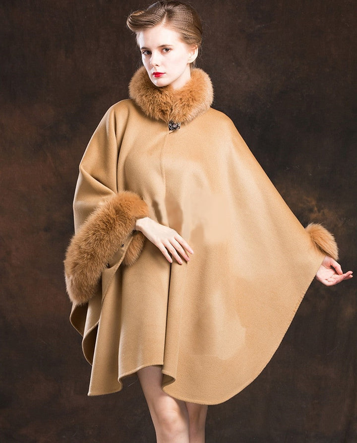 Núria | Poncho Mulher de Cashmere com Pelo