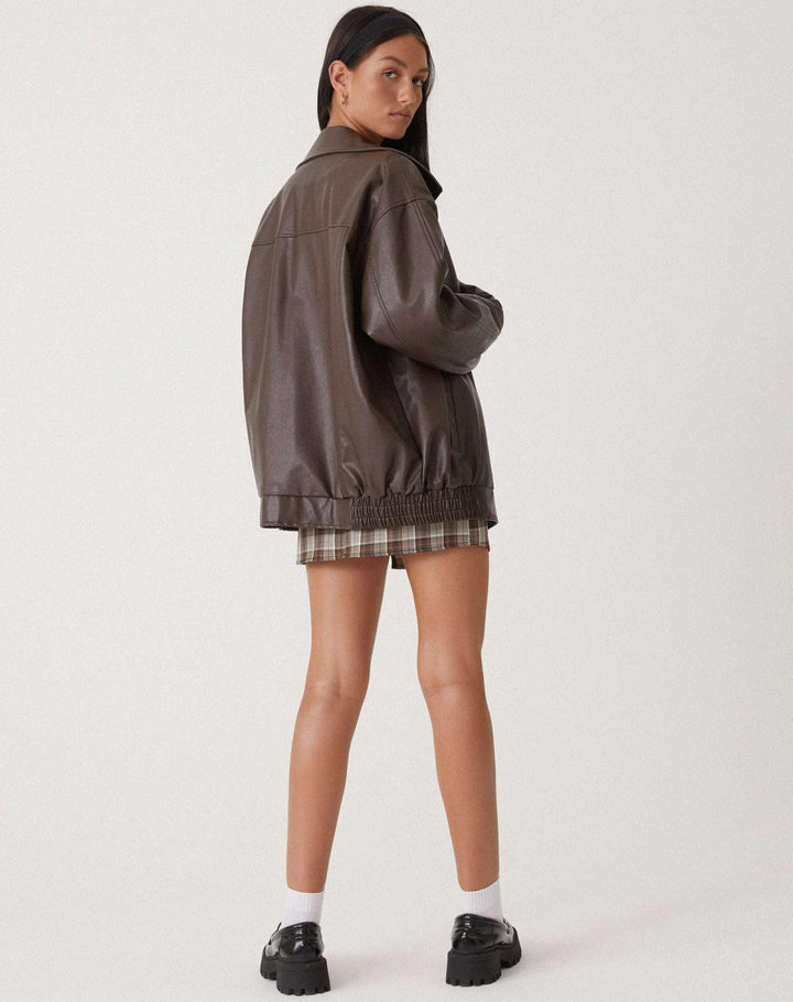 Patrícia | Casaco Couro Mulher Oversize Fecho Zip