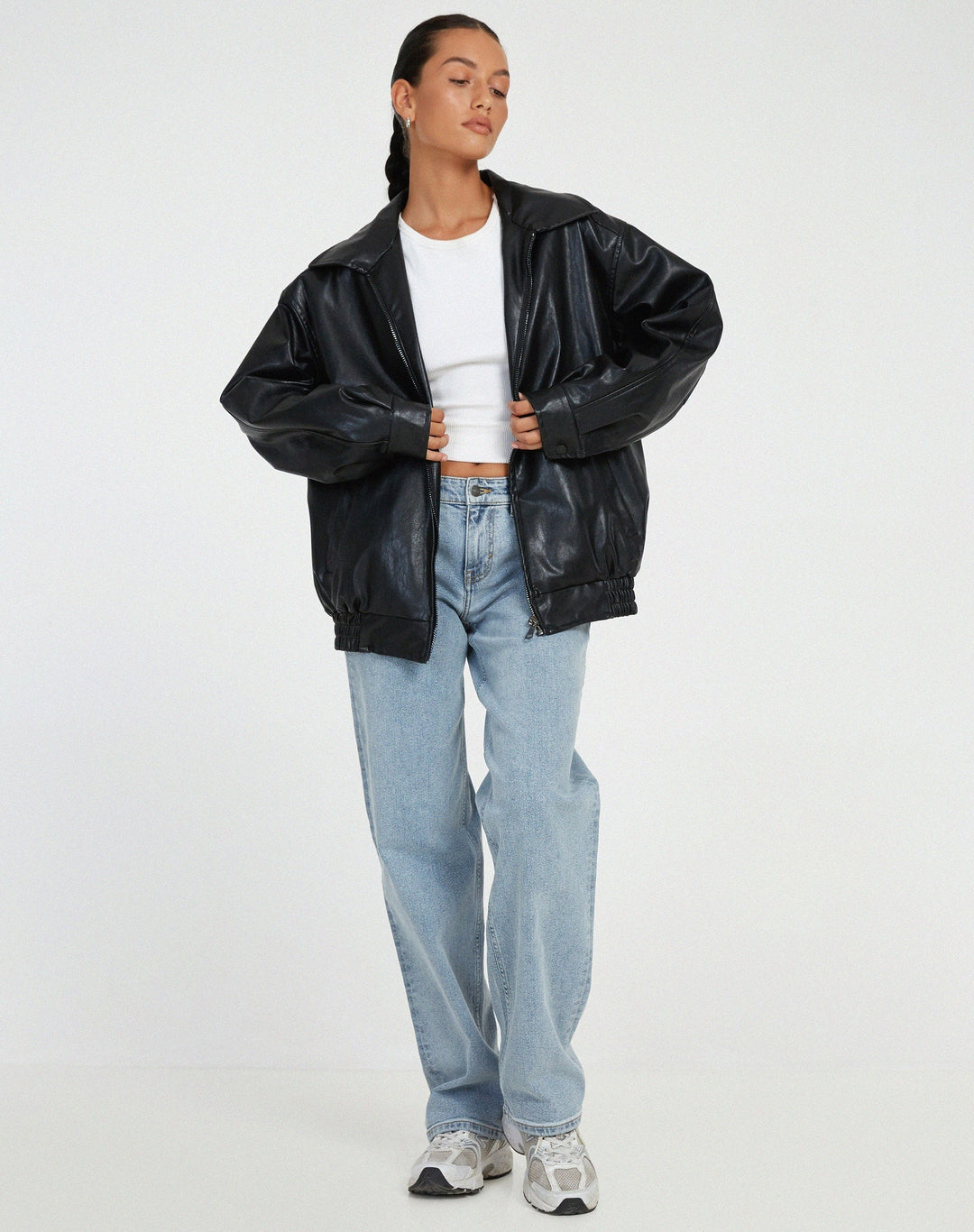 Patrícia | Casaco Couro Mulher Oversize Fecho Zip