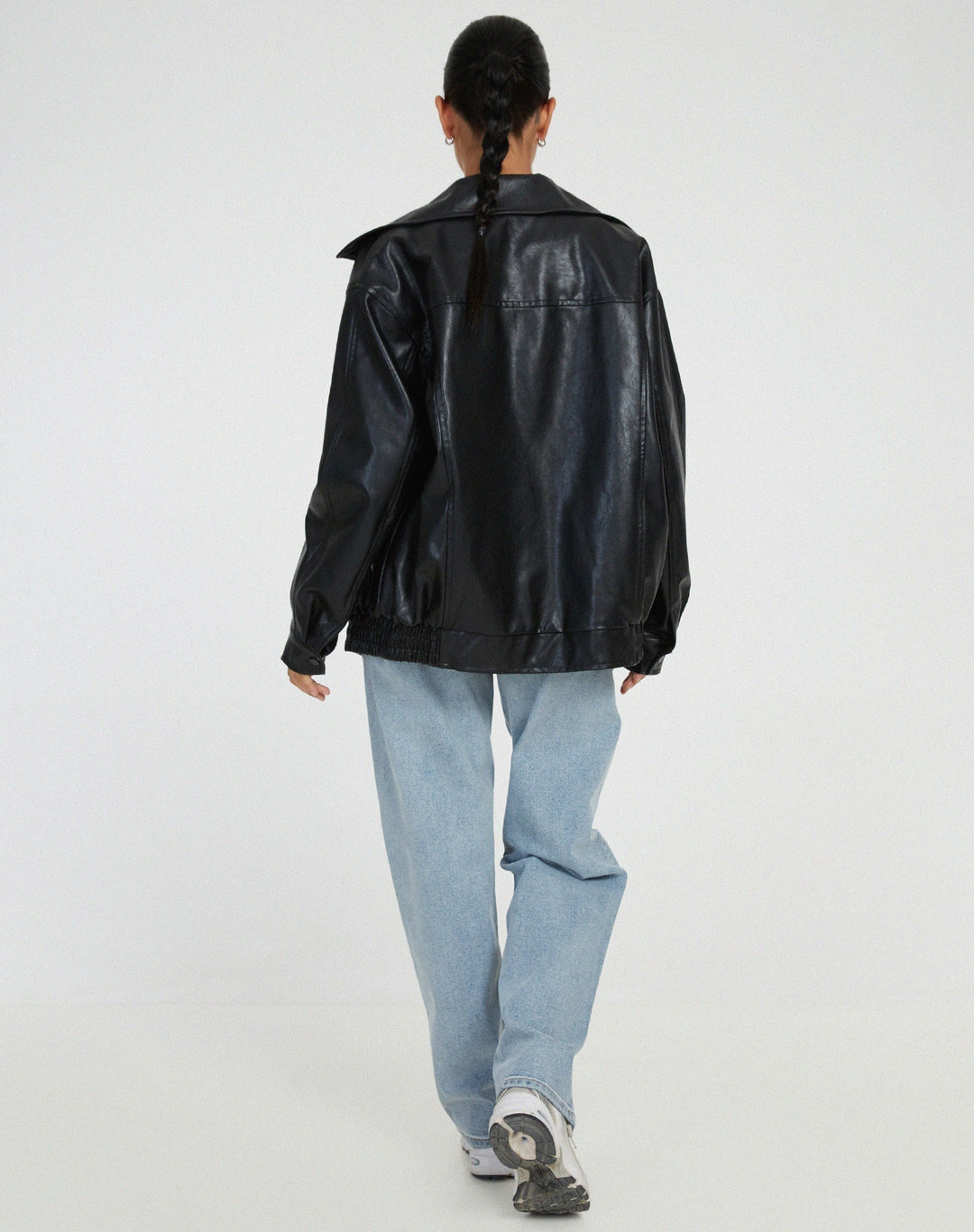Patrícia | Casaco Couro Mulher Oversize Fecho Zip