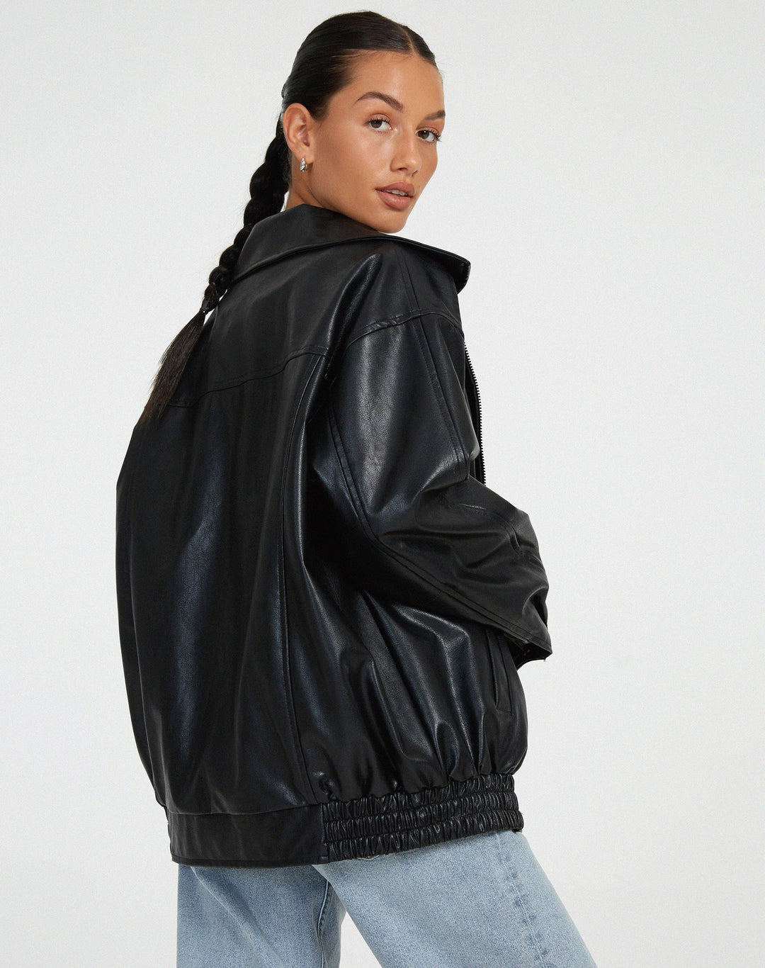 Patrícia | Casaco Couro Mulher Oversize Fecho Zip