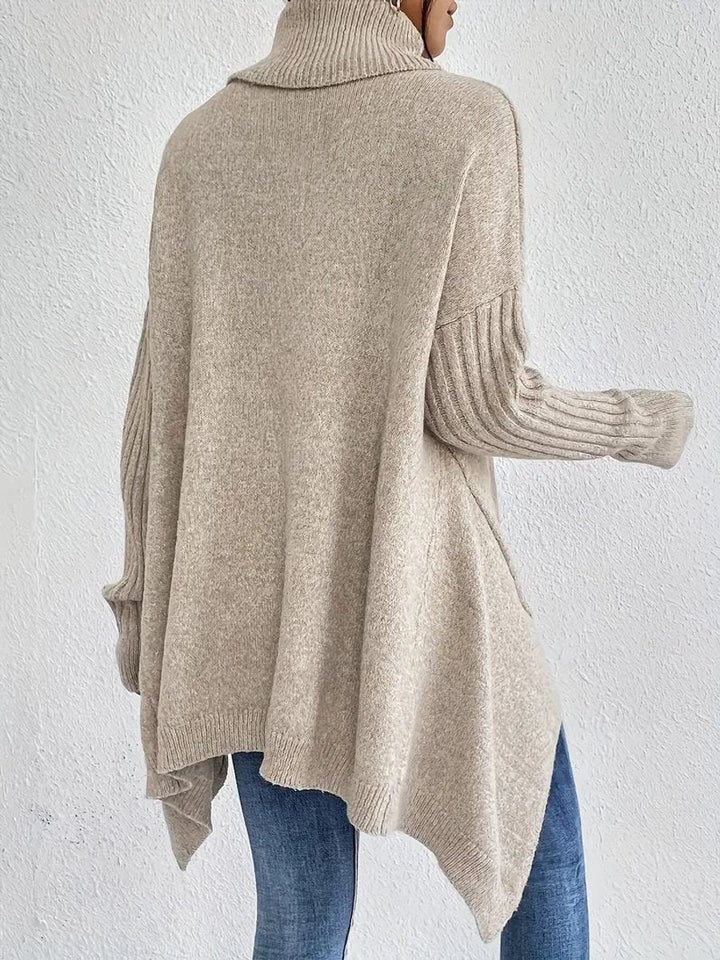 Raquel | Camisola Oversize Mulher Gola Alta Barra Assimétrica