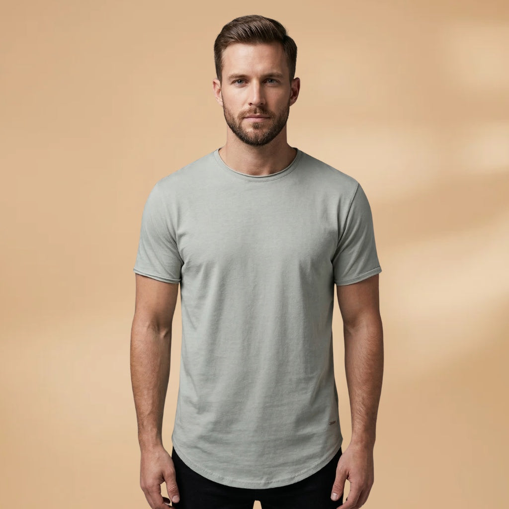 T-Shirt Básica Homem Corte Moderno