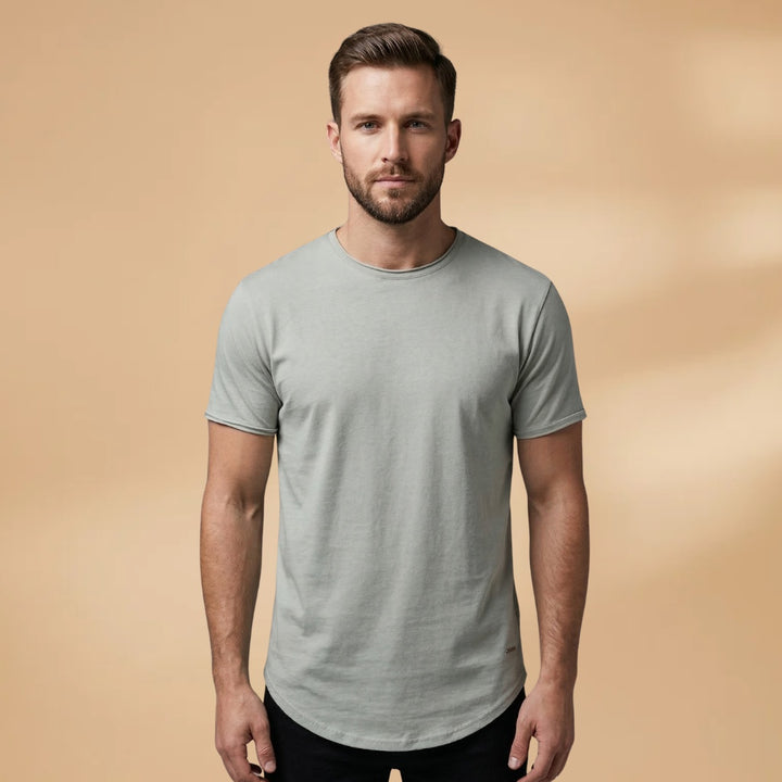 T-Shirt Básica Homem Corte Moderno