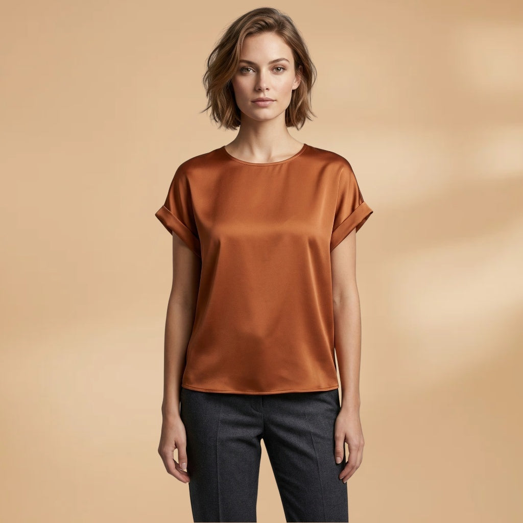 Sara | T-Shirt Básica Manga Curta Mulher Decote Redondo