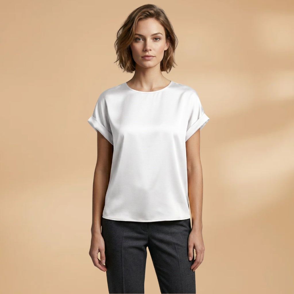 Sara | T-Shirt Básica Manga Curta Mulher Decote Redondo