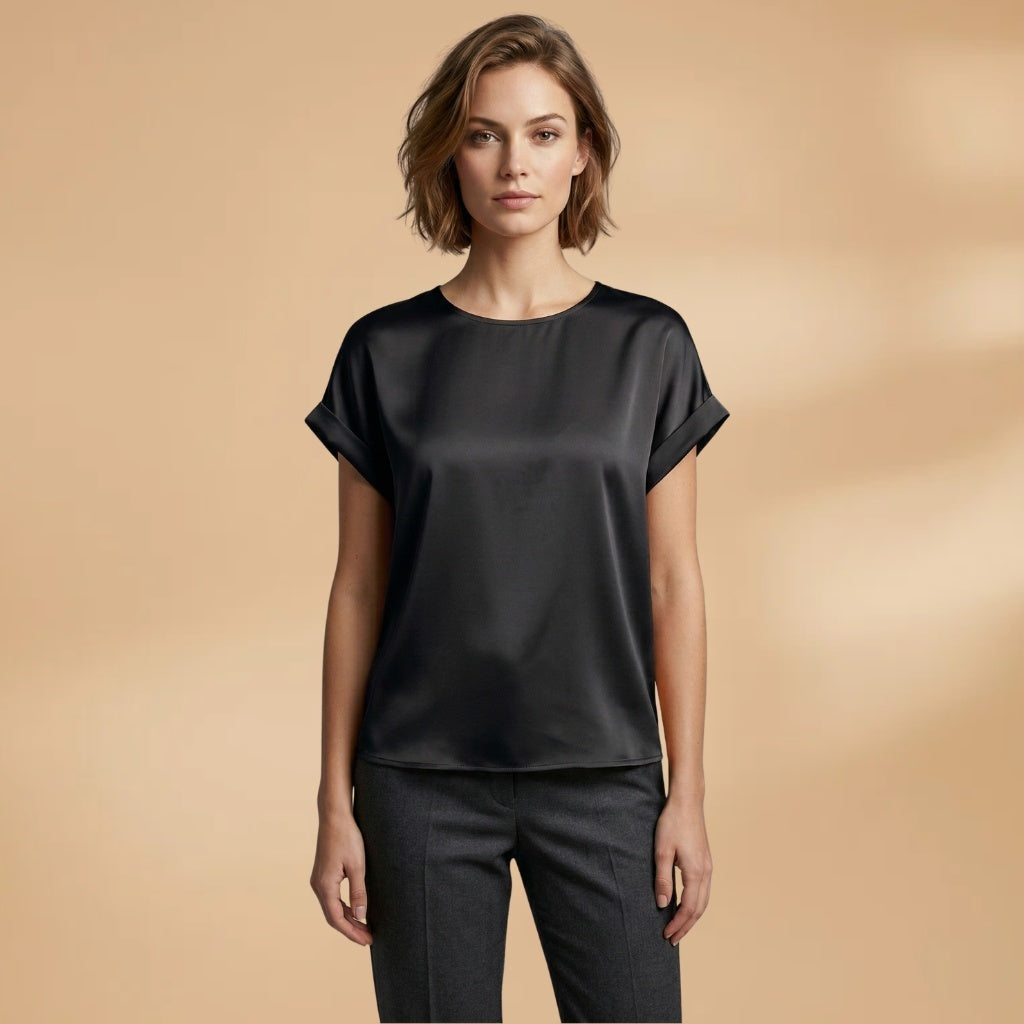 Sara | T-Shirt Básica Manga Curta Mulher Decote Redondo