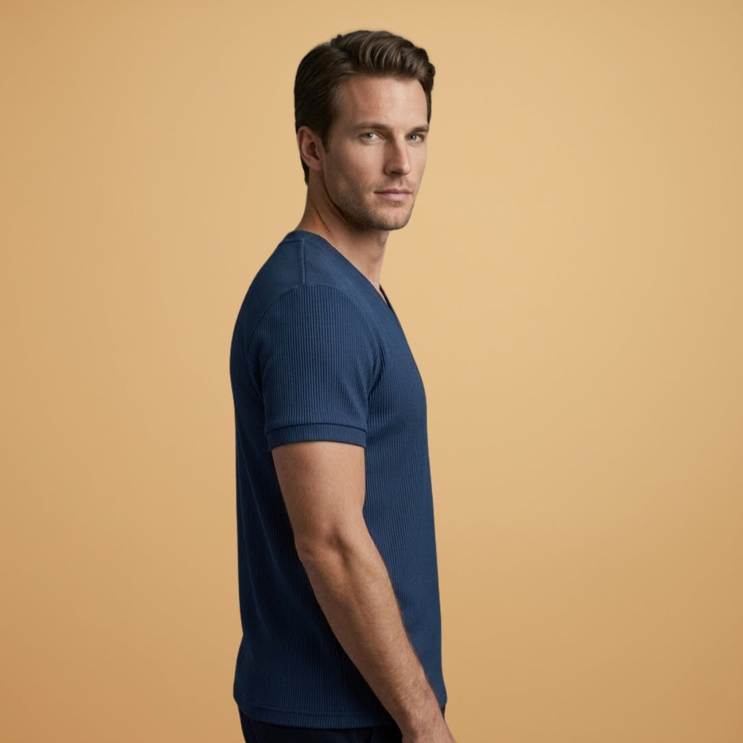 T-Shirt Decote V Texturizada Homem Manga Curta