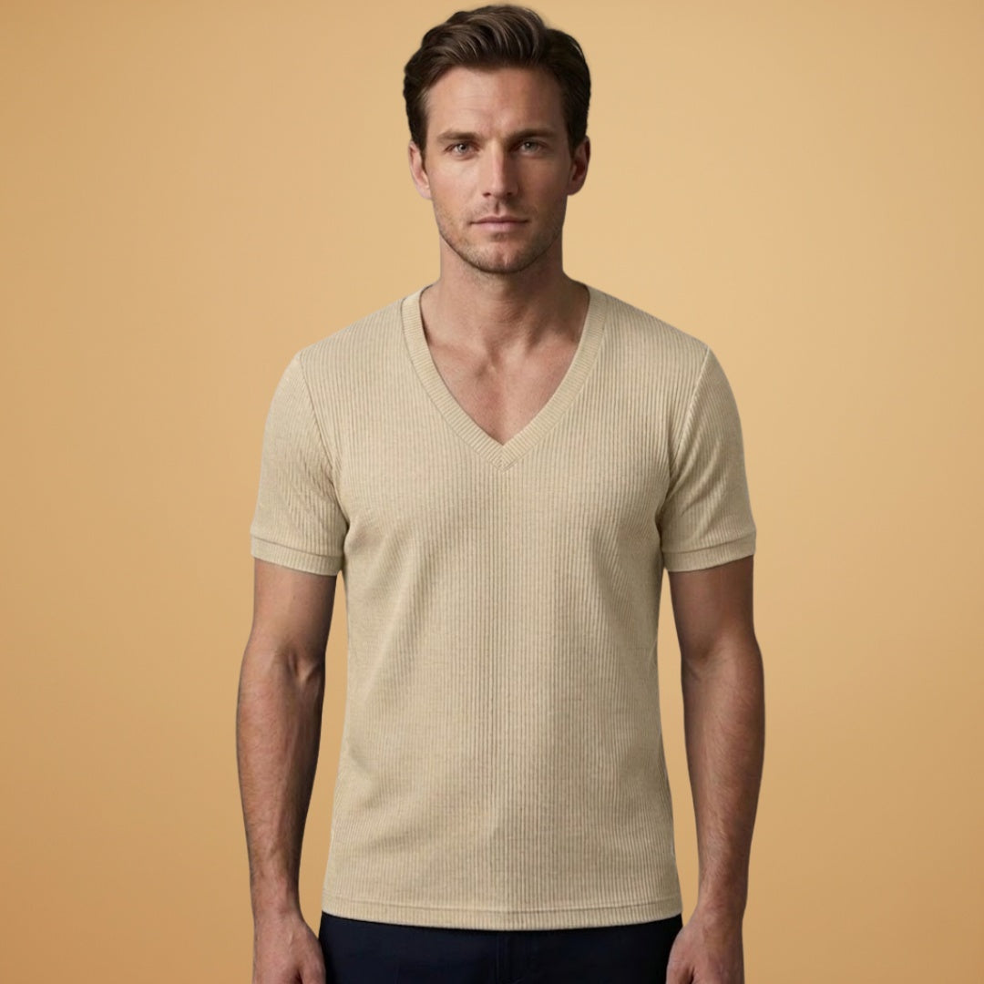 Lourenço | T-Shirt Decote V Texturizada Homem Manga Curta