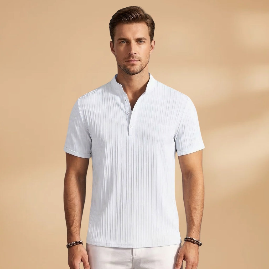 António | T-Shirt Henley Canelada Homem Manga Curta