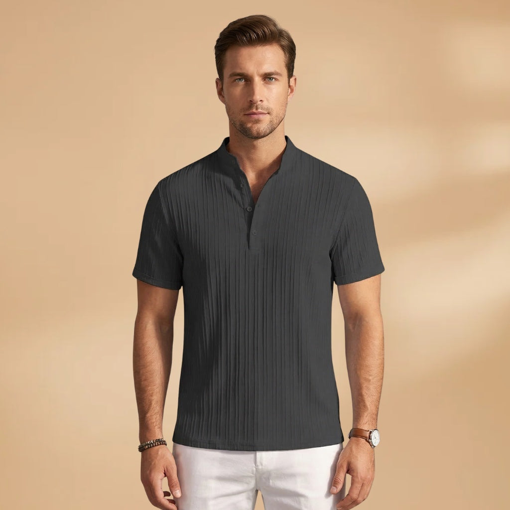 António | T-Shirt Henley Canelada Homem Manga Curta