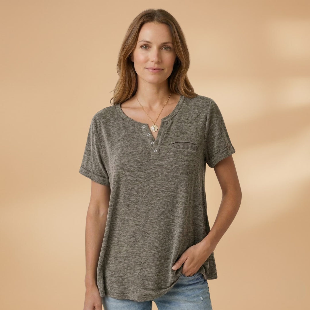 Elisabete | T-Shirt Henley Manga Curta Mulher Corte Relaxado