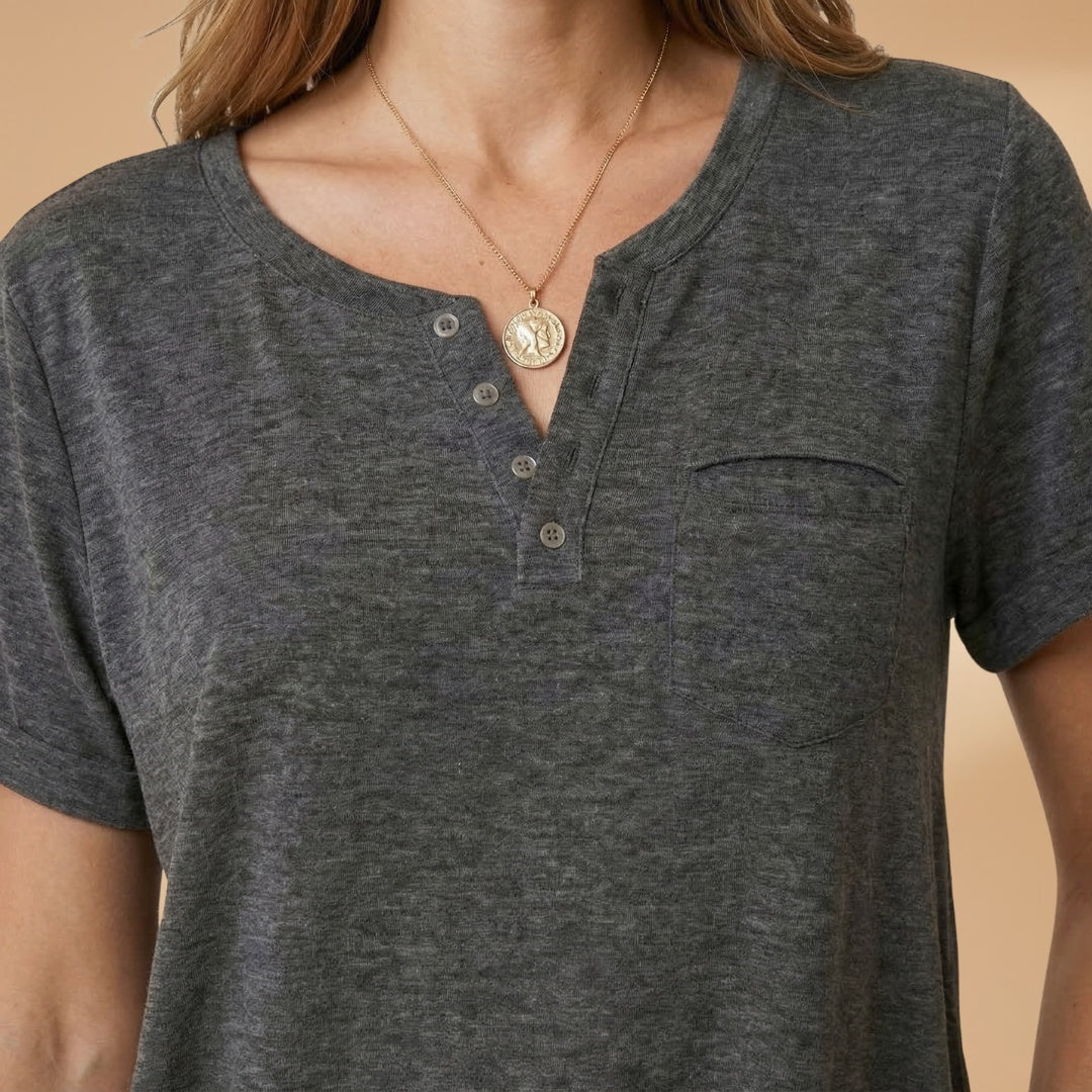 Elisabete | T-Shirt Henley Manga Curta Mulher Corte Relaxado