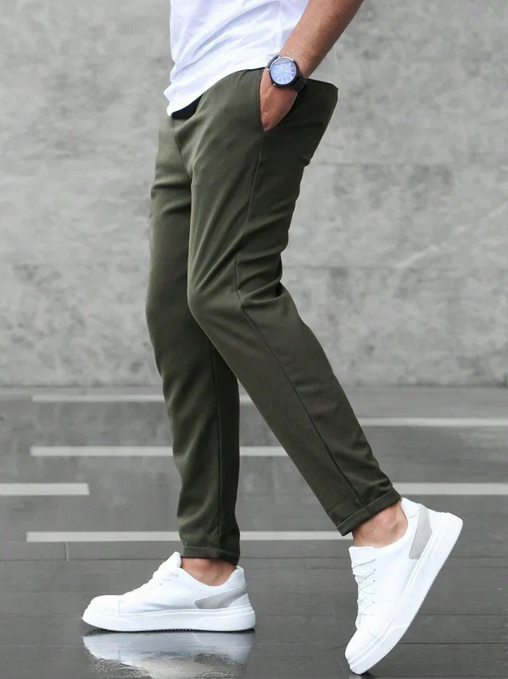 Tiago | Calças Chino Homem Slim Fit Cintura Elástica