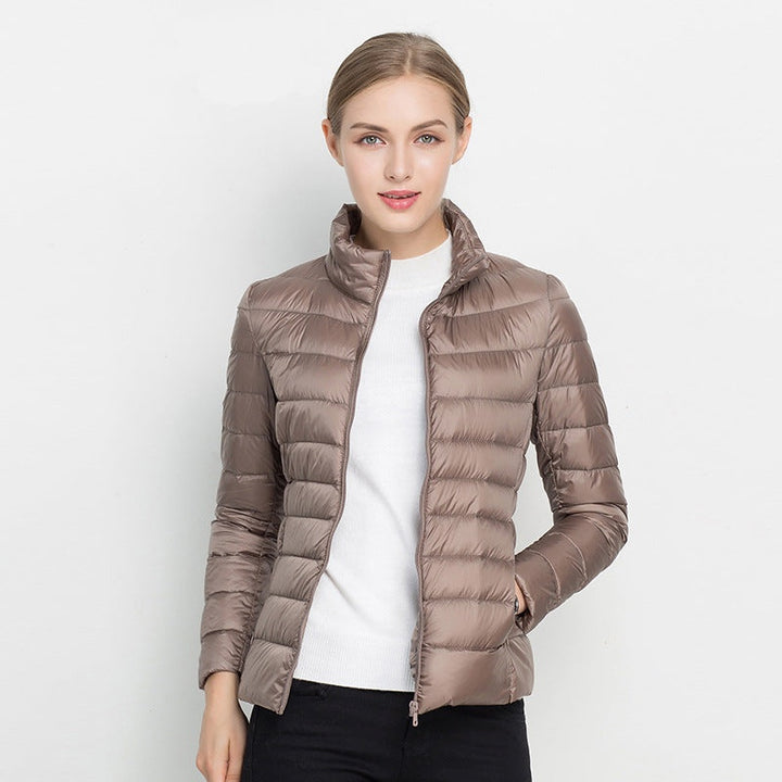 Vera | Casaco Acolchoado de Plumas Mulher Leve Gola Alta