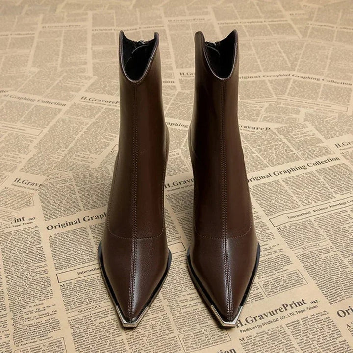 Vera | Chelsea Boots Mulher Salto Bloco Bico Metálico