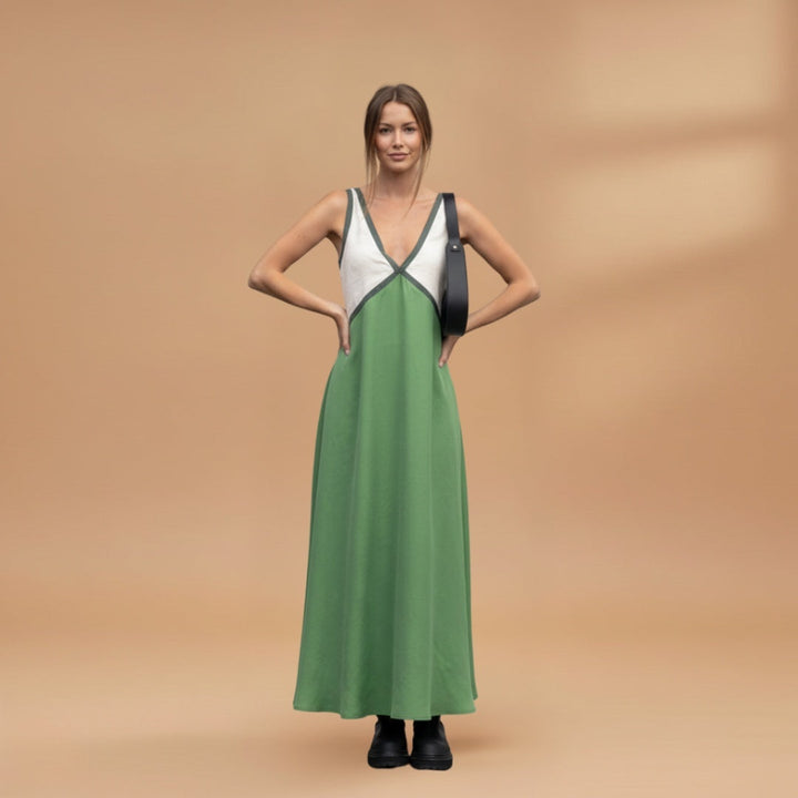 Amélia | Vestido Comprido Decote V Mulher Alças