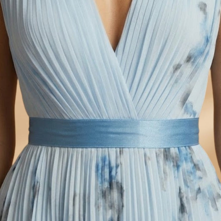 Adriana | Vestido Comprido Plissado Mulher Decote V