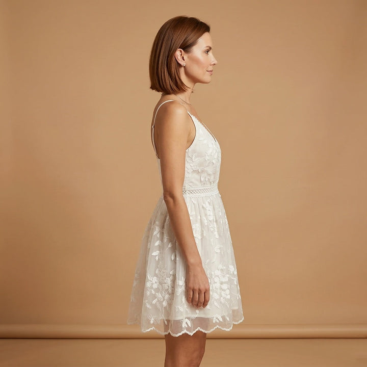 Amélia | Vestido de Noiva Simples Mulher Renda Alças
