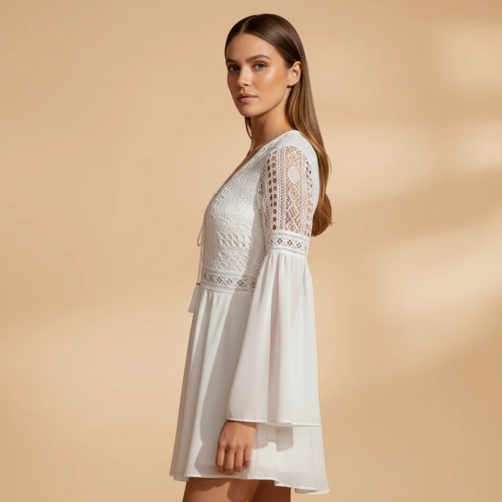 Diana | Vestido de Renda Manga Trompete Mulher Decote V